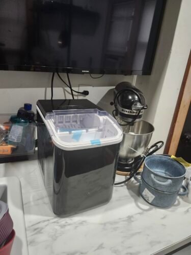 NEWBULIG Ice Makers Countertop with Handle, Portable Ice Machine, 9 Bullet Cubes in 6 Mins, 26lbs in 24Hrs, Auto-Cleaning, with Basket and Scoop, for Home, Kitchen, RV, Camping, Black photo review