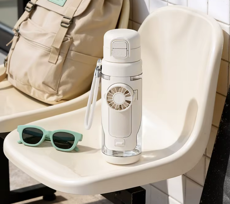 New Trendy Influencer Fan Straw Cup Summer Outdoor Sports High Aesthetic Value Portable Cooling Large Capacity Dual-use Direct