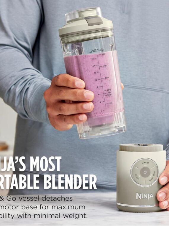 Ninja Blast Max, Portable Blender + Twist & Go, Personal Smoothie, Blend, Ice Crush, 3 Programs, Cordless, 22 oz removable Vessel, Dishwasher Safe, Leakproof, Navy, BC251NV