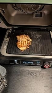 Cuisinart FlavorBoost™ 8-in-1 Outdoor Electric BBQ Grill & Portable Smoker, Air Fryer Grill Combo with Smart Probe, Smoke Drawer, 154 sq. in., Patio & Balcony Grill for Apartments, CEG-1302 photo review